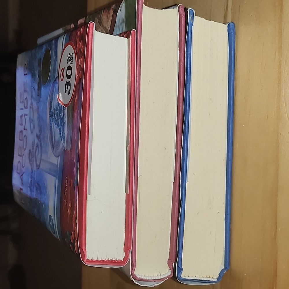 Books by: Debbie Macomber - Picture 5 of 8